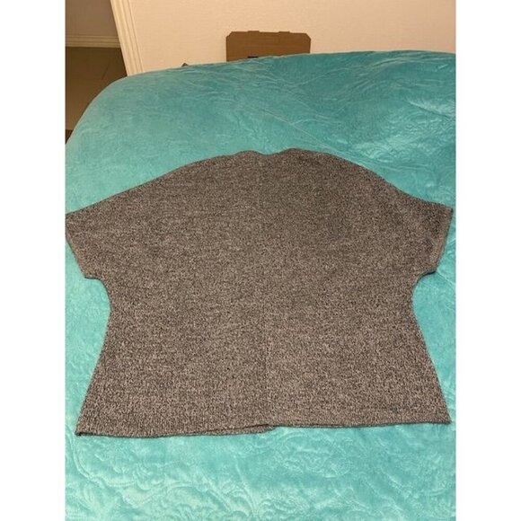 Coldwater Creek Women's 1X Gray Knit Dolman sleeve Cardigan Sweater, Button Clos - Picture 12 of 15